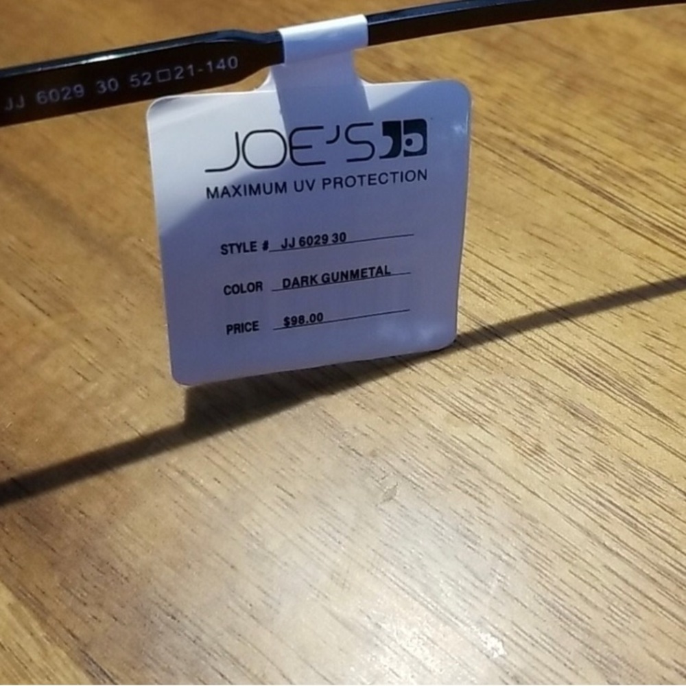 Gorgeous, Joe’s Jeans gunmetal sunglasses ❤️ - Picture 5 of 6